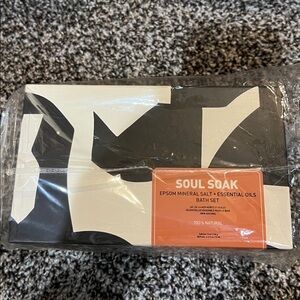 Soul Soak epsom mineralt salt& essentials oil set